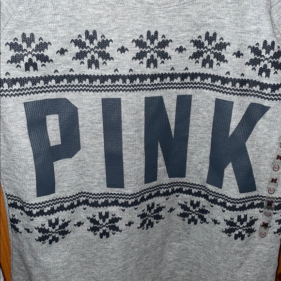 VS PINK Snowflake Sweater 🩶🖤❄️ - Picture 4 of 14
